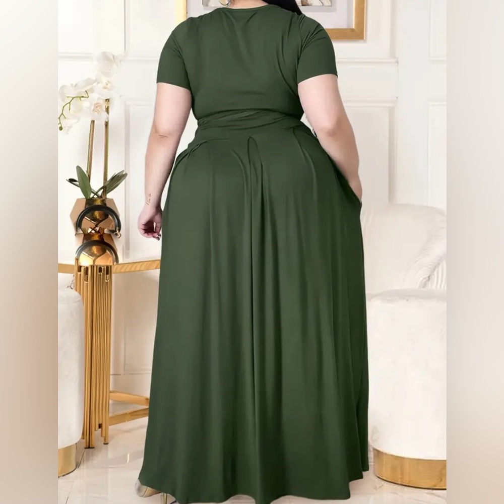 Plus Size Women's Plus Plain Short Sleeve Crop Top Side Knot & Maxi Skirt - Picture 5 of 13
